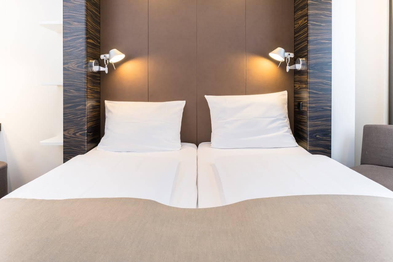 B&B Hotel Muenchen-Putzbrunn Extérieur photo