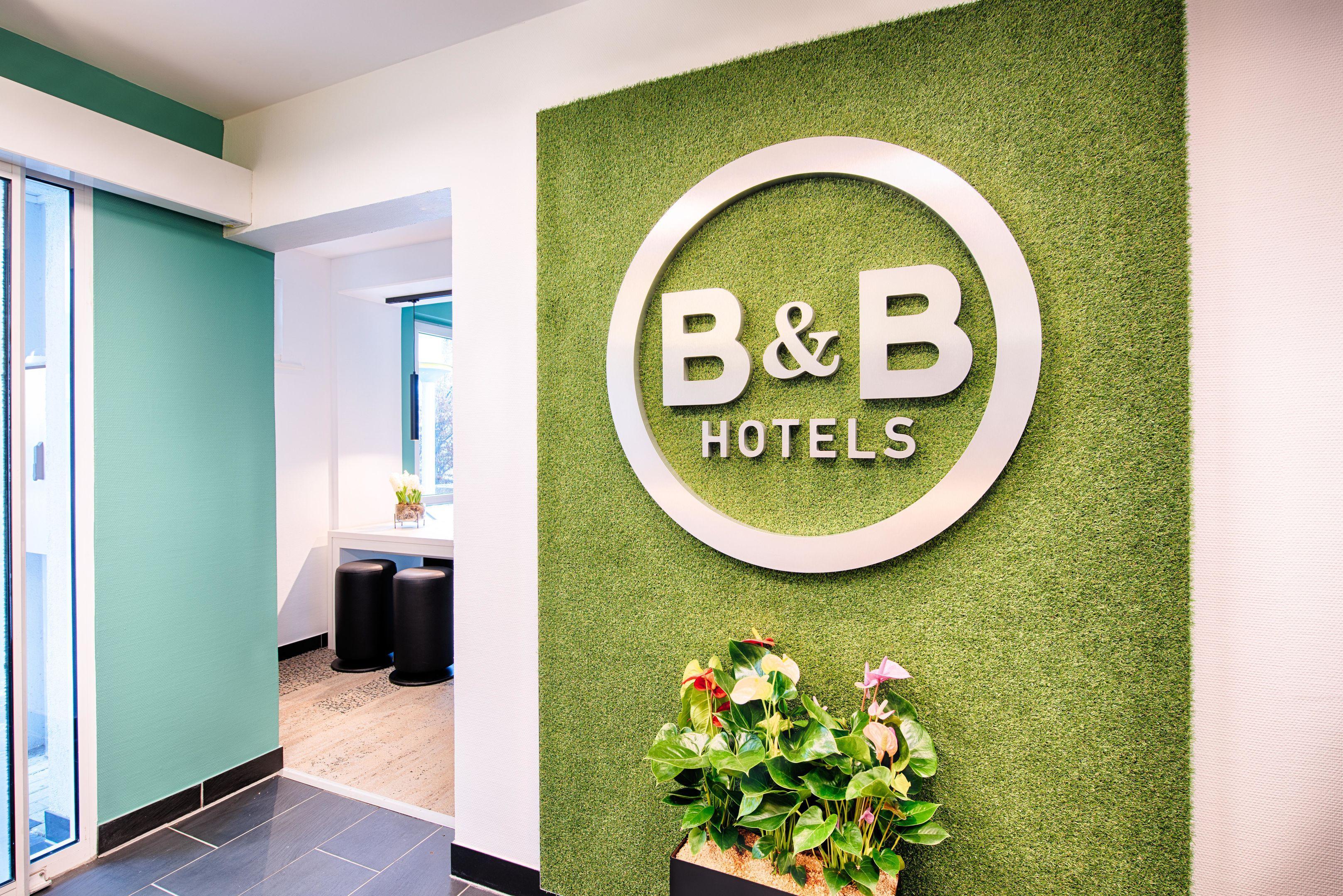 B&B Hotel Muenchen-Putzbrunn Extérieur photo