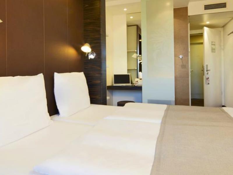 B&B Hotel Muenchen-Putzbrunn Extérieur photo